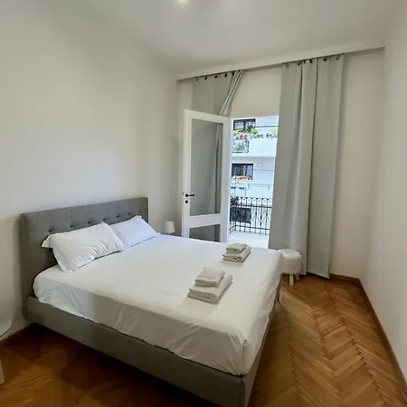 Bianca - Reception Apartment