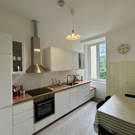 Bianca - Reception Apartment
